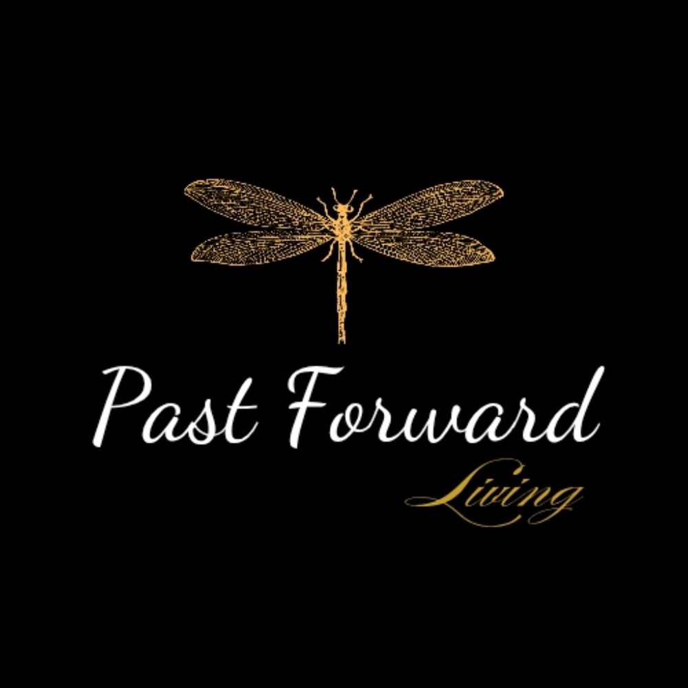 Meet your Poshers, Sandra & Michael 'Past Forward Living'